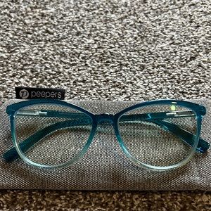 Women’s Peepers Progressive Reading Glasses with blue light. 1.75.